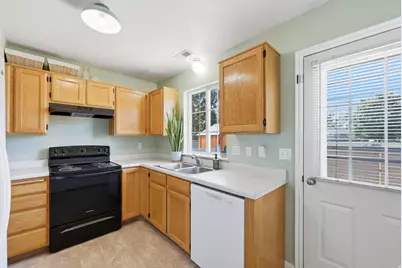 635 W 460 N, American Fork, UT 84003 - Photo 12