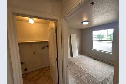 6804 S Majestic Rd, West Jordan, UT 84081 - Photo 10