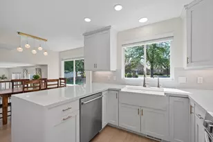 12374 S Lampton View Dr, Riverton, UT 84065 - Photo 4