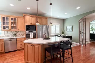 101 Hillsborough Dr, Pleasant View, UT 84414 - Photo 4