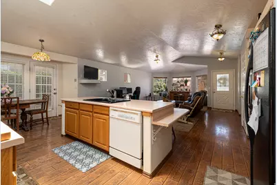 65 E Red Shadow Cir, Kanab, UT 84741 - Photo 10