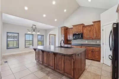 1769 N 150 W, Genola, UT 84655 - Photo 14