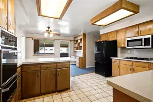 2252 W 800 N, Clinton, UT 84015 - Photo 12