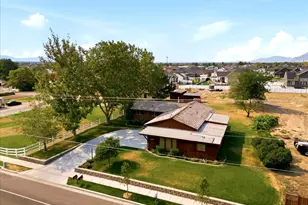 2252 W 800 N, Clinton, UT 84015 - Photo 34
