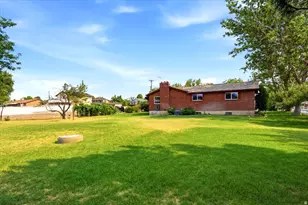 2252 W 800 N, Clinton, UT 84015 - Photo 30
