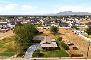 2252 W 800 N, Clinton, UT 84015 - Photo 34