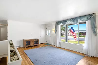 272 E 1400 N, Bountiful, UT 84010 - Photo 6