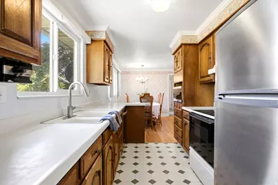 272 E 1400 N, Bountiful, UT 84010 - Photo 12