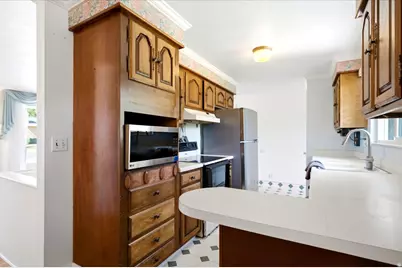 272 E 1400 N, Bountiful, UT 84010 - Photo 10