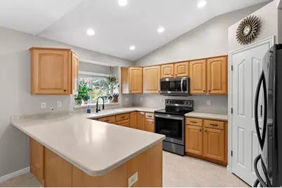 3067 W Ivory Way S, Taylorsville, UT 84129 - Photo 2