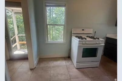 644 S Grand St, Salt Lake City, UT 84102 - Photo 10