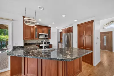 10043 S Granite Ln, Sandy, UT 84092 - Photo 6