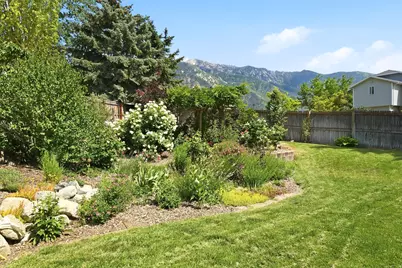 10043 S Granite Ln, Sandy, UT 84092 - Photo 42
