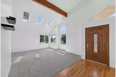 10043 S Granite Ln, Sandy, UT 84092 - Photo 2