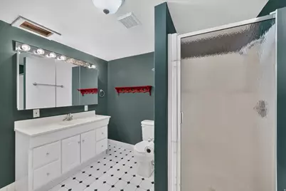 10043 S Granite Ln, Sandy, UT 84092 - Photo 32