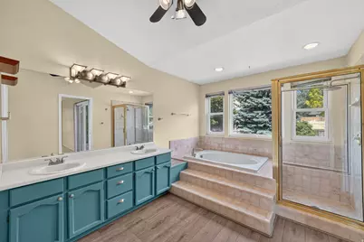 10043 S Granite Ln, Sandy, UT 84092 - Photo 18