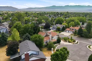 10043 S Granite Crest Ln, Sandy, UT 84092 - Photo 44