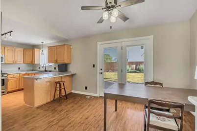 272 E 1150 N, Harrisville, UT 84404 - Photo 6
