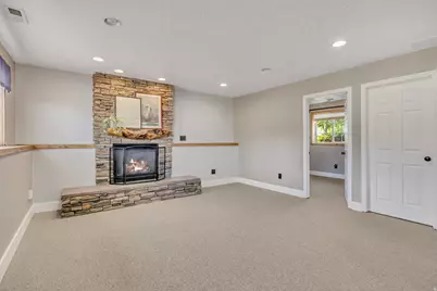 272 E 1150 N, Harrisville, UT 84404 - Photo 18