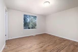 965 N Dorothea Way W, Salt Lake City, UT 84116 - Photo 20