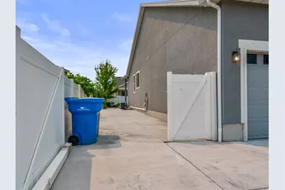 389 W 300 S, Orem, UT 84058 - Photo 28