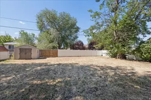 1453 Stanford St, Layton, UT 84041 - Photo 16