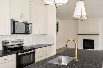 650 E 250 N, Providence, UT 84332 - Photo 4