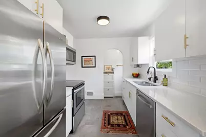 2441 S 800 E, Salt Lake City, UT 84106 - Photo 8