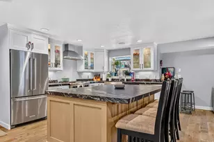 2505 E Robidoux Rd, Sandy, UT 84093 - Photo 6