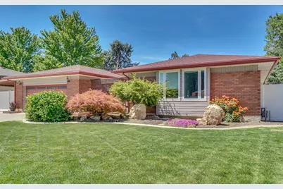 2505 E Robidoux Rd, Sandy, UT 84093 - Photo 52