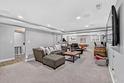 2505 E Robidoux Rd, Sandy, UT 84093 - Photo 30