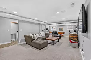 2505 E Robidoux Rd, Sandy, UT 84093 - Photo 30