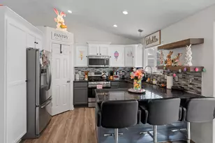 2152 E Weeping Willow Way N, Eagle Mountain, UT 84005 - Photo 4