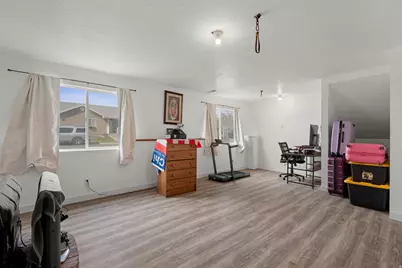 2152 E Weeping Willow Way N, Eagle Mountain, UT 84005 - Photo 18