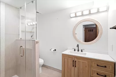 1176 N 1400 W, Provo, UT 84604 - Photo 24