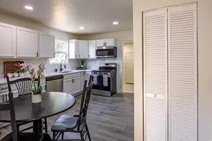 4560 W 5540 S, Kearns, UT 84118 - Photo 14
