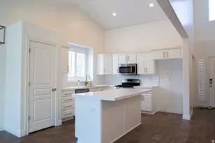 727 W Sandhill Dr, Lehi, UT 84043 - Photo 4