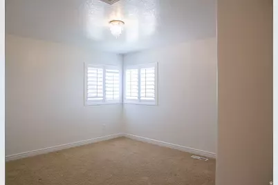 727 W Sandhill Dr, Lehi, UT 84043 - Photo 14