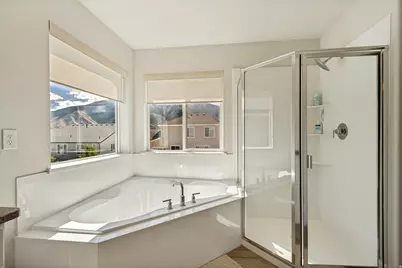 2285 W Sunrise Ranch Dr, Mapleton, UT 84664 - Photo 24