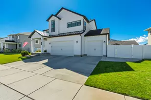 2285 W Sunrise Ranch Dr, Mapleton, UT 84664 - Photo 2