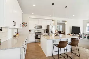 2285 W Sunrise Ranch Dr, Mapleton, UT 84664 - Photo 10