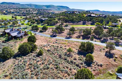 123 N Club Cabins Way #CC-27, Heber City, UT 84032 - Photo 8