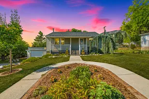 355 E 825 N, Centerville, UT 84014 - Photo 2