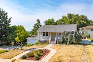355 E 825 N, Centerville, UT 84014 - Photo 4