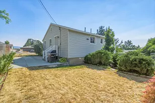 355 E 825 N, Centerville, UT 84014 - Photo 38