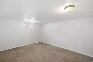 355 E 825 N, Centerville, UT 84014 - Photo 24