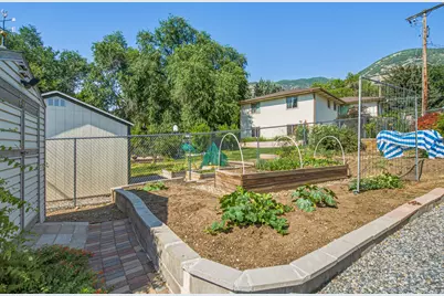 355 E 825 N, Centerville, UT 84014 - Photo 40