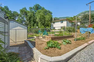 355 E 825 N, Centerville, UT 84014 - Photo 40