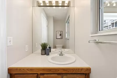 3385 S 715 E, Millcreek, UT 84106 - Photo 14