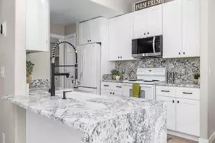 8482 S Ivy Gable Dr W, West Jordan, UT 84081 - Photo 6